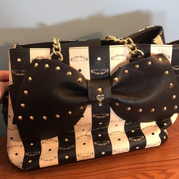 Betsey Johnson Handbags - Betsy Johnson striped bag with bow